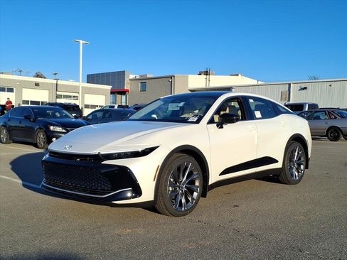 New 2026 Toyota Crown Limited image 2