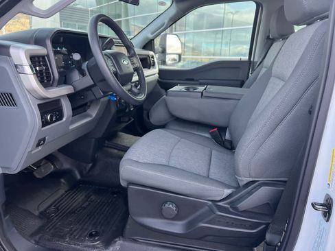 Certified 2024 Ford F250 XL image 27