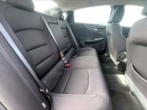 Used 2024 Chevrolet Malibu LT image 25