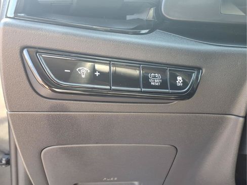 Used 2026 Kia Niro LX FWD image 19