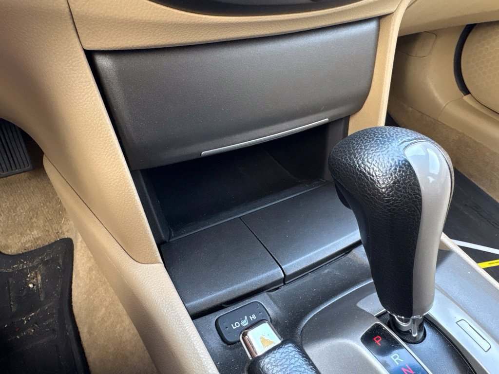 Used 2012 Honda Accord EX-L image 25