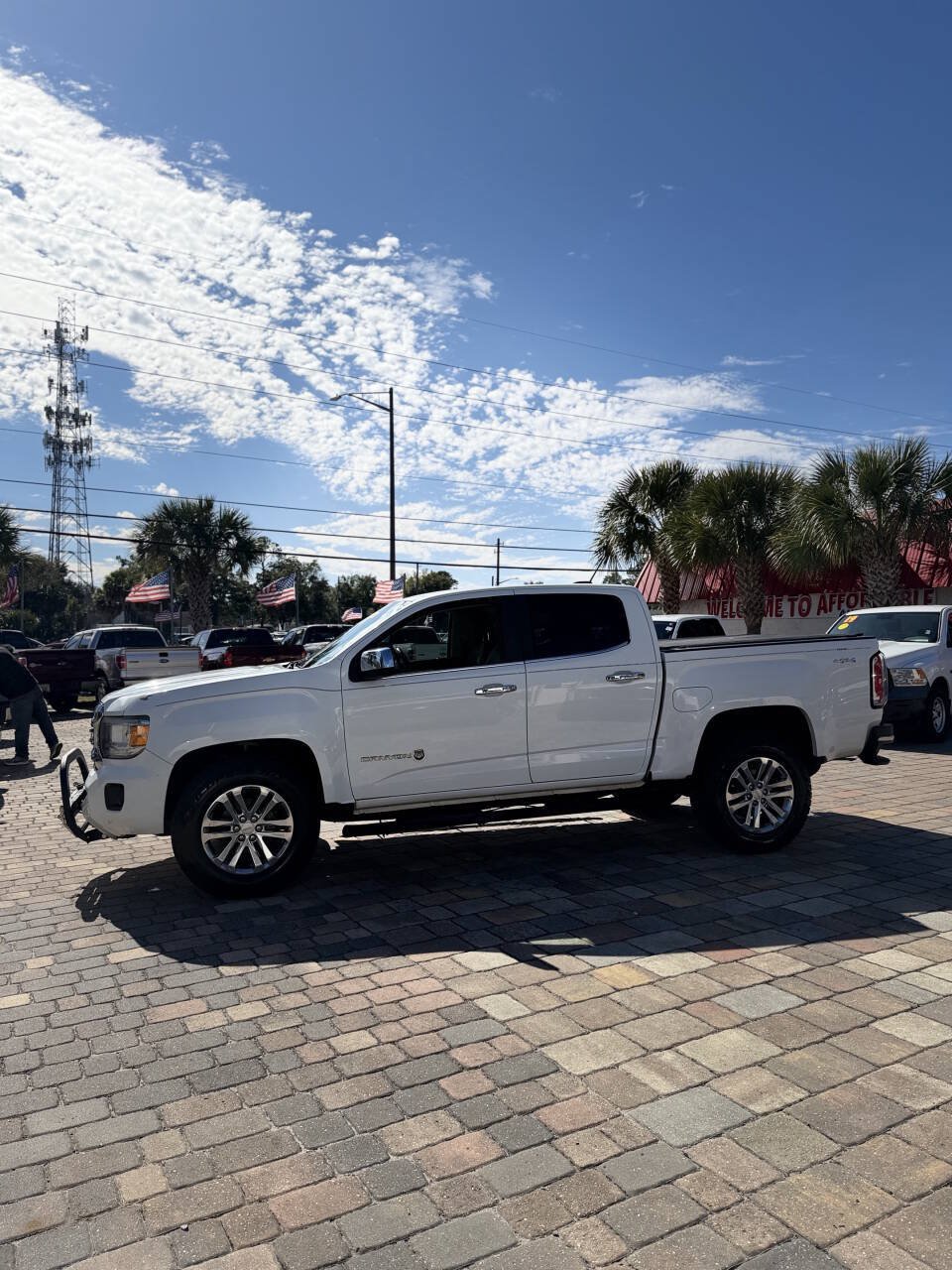 Used 2016 GMC Canyon SLT AWD/4WD image 13