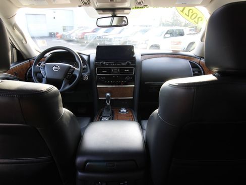 Used 2021 Nissan Armada SL w/ Captain's Chairs Package image 29