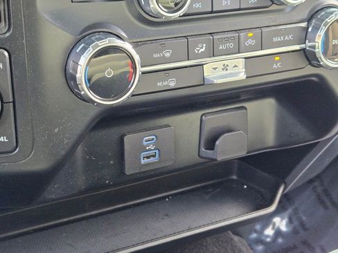 Used 2024 Ford F150 XLT w/ Tow/Haul Package image 24