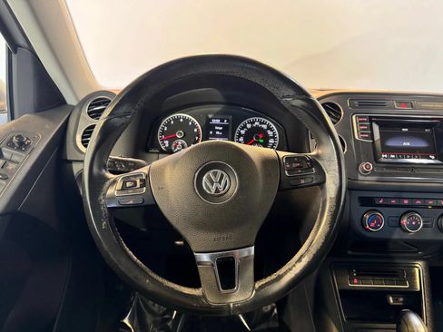 Used 2016 Volkswagen Tiguan S AWD/4WD image 12