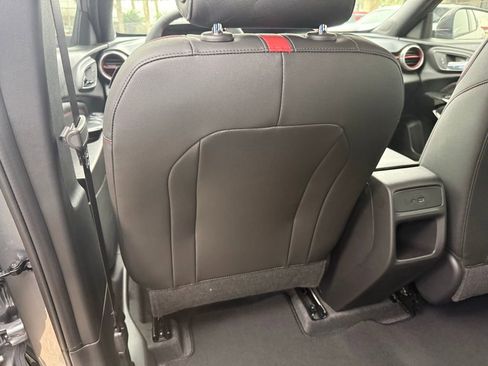 New 2026 Chevrolet Trax RS w/ Sunroof Package image 31