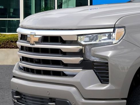 New 2026 Chevrolet Silverado 1500 High Country w/ High Country Premium Package AWD/4WD image 13