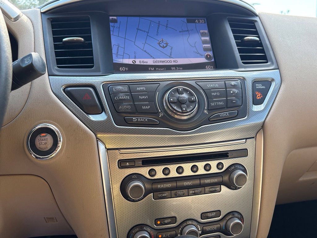 Used 2017 Nissan Pathfinder SL w/ SL Premium Package FWD image 12