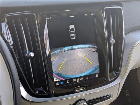 Used 2023 Volvo S60 B5 Core w/ Climate Package image 13