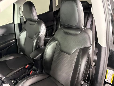 Used 2020 Jeep Compass Latitude image 13