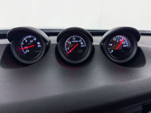 Certified 2024 Nissan Z Performance w/ Floor Mat Package image 17