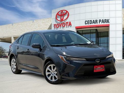 Used 2026 Toyota Corolla LE FWD image 1
