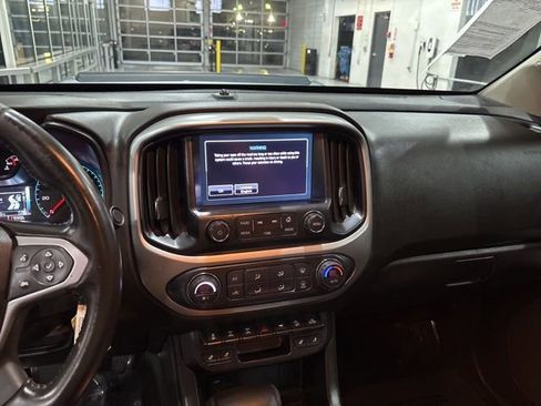 Used 2018 Chevrolet Colorado ZR2 AWD/4WD image 23