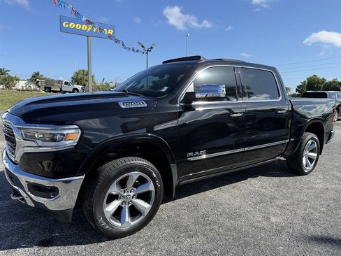 Used 2019 RAM 1500 Limited AWD/4WD image 3