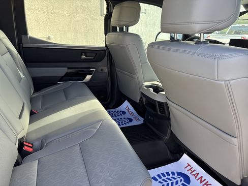 Used 2025 Toyota Tundra Limited image 13