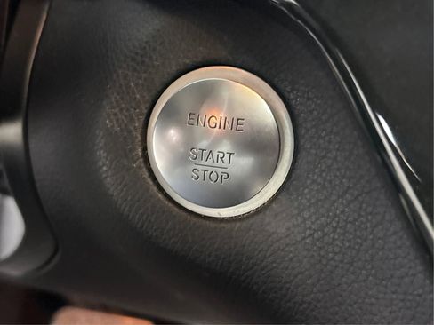 Used 2018 Mercedes-Benz GLE 350 4MATIC image 40