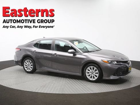 Used 2019 Toyota Camry LE FWD image 46