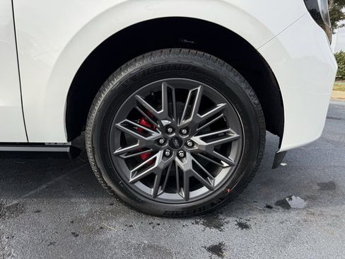 New 2025 Ford Expedition Max Platinum w/ Stealth Performance Package image 35