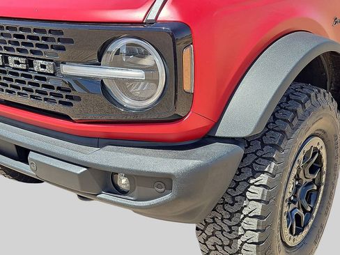 Used 2022 Ford Bronco Wildtrak AWD/4WD image 9