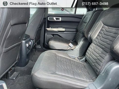 Used 2021 Ford Explorer XLT image 20