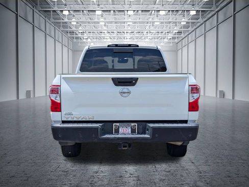 Used 2021 Nissan Titan S w/ S Utility Package RWD image 9