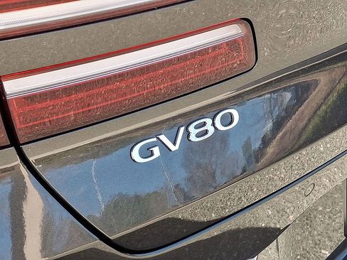 Used 2025 Genesis GV80 3.5T Prestige image 24