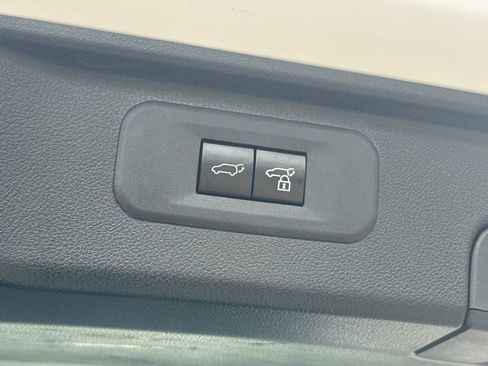 Used 2024 Toyota Grand Highlander AWD image 8