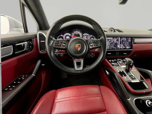 Used 2022 Porsche Cayenne Turbo AWD/4WD image 8