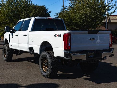 Used 2023 Ford F350 XLT image 31