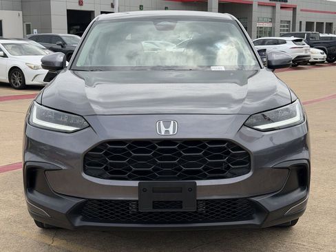 Used 2025 Honda HR-V LX image 3