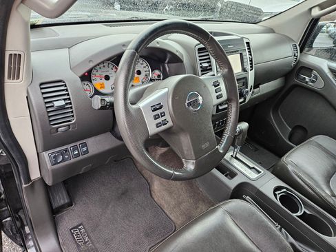 Used 2013 Nissan Frontier PRO-4X w/ Pro-4x Luxury Pkg image 14