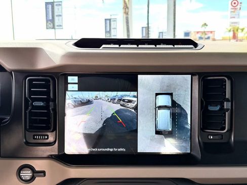 Certified 2022 Ford Bronco Wildtrak image 25