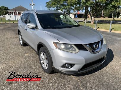 Used 2016 Nissan Rogue SV