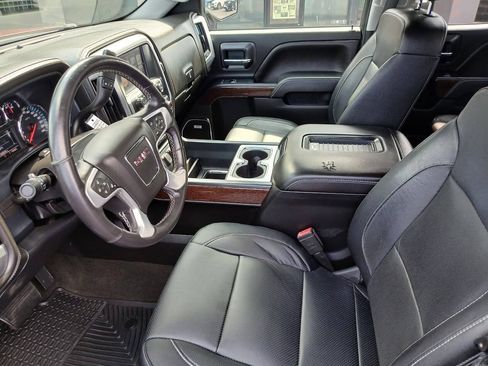 Used 2018 GMC Sierra 1500 SLT w/ SLT Premium Package AWD/4WD image 10