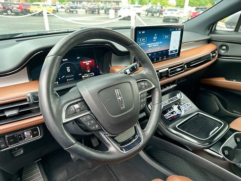 Certified 2023 Lincoln Nautilus Reserve w/ Equipment Group 201A AWD/4WD image 10