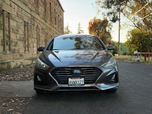 Used 2018 Hyundai Sonata SE FWD image 34