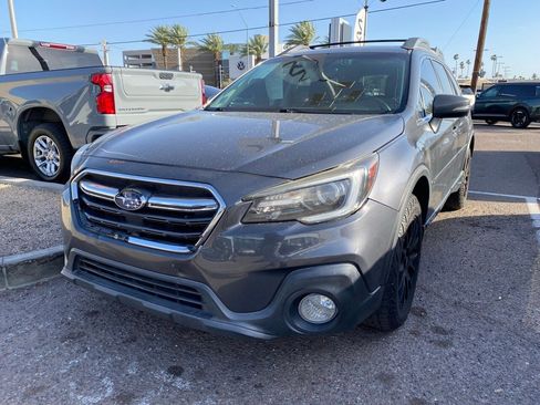 Used 2018 Subaru Outback 2.5i Limited image 3