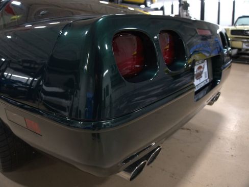 Used 1995 Chevrolet Corvette Coupe image 20