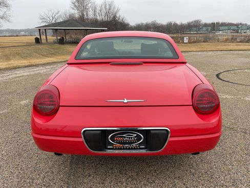 Used 2002 Ford Thunderbird Deluxe image 16