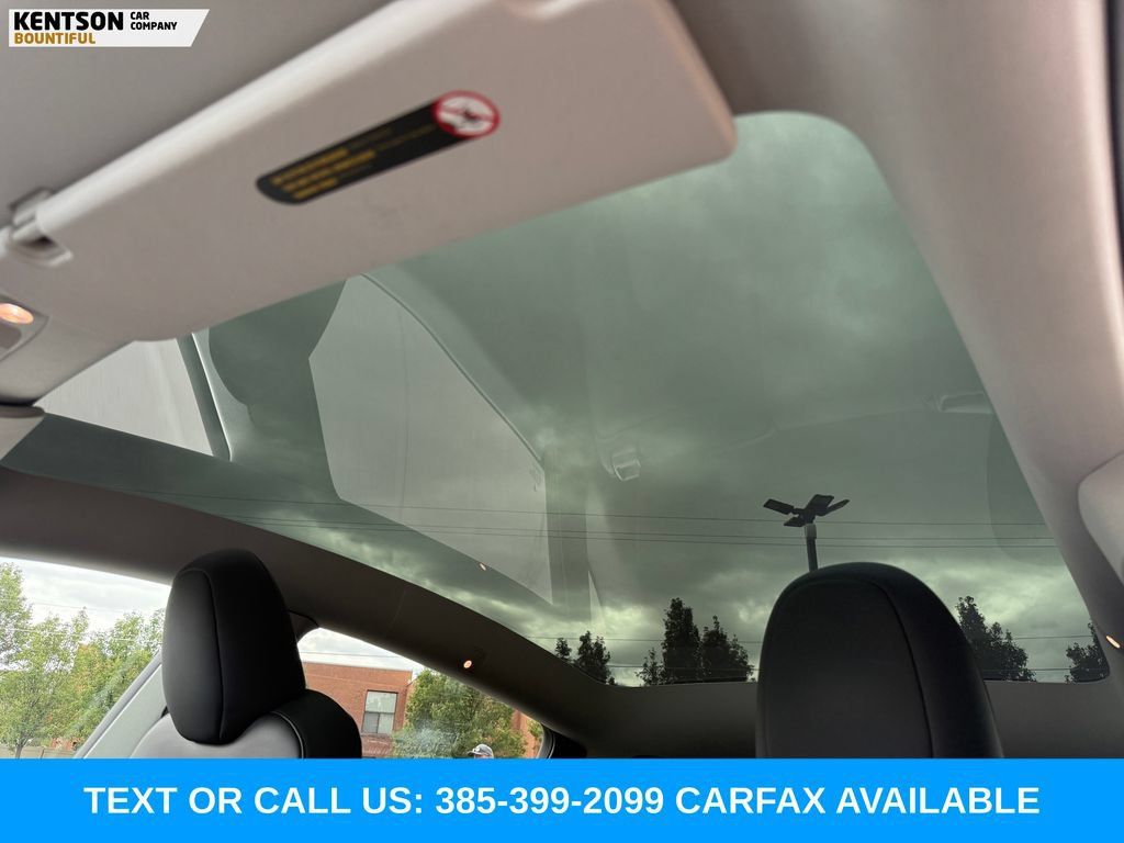 Used 2023 Tesla Model Y Long Range AWD/4WD image 24