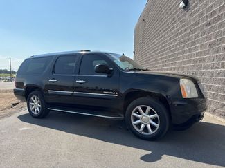 Used 2008 GMC Yukon XL Denali video 1