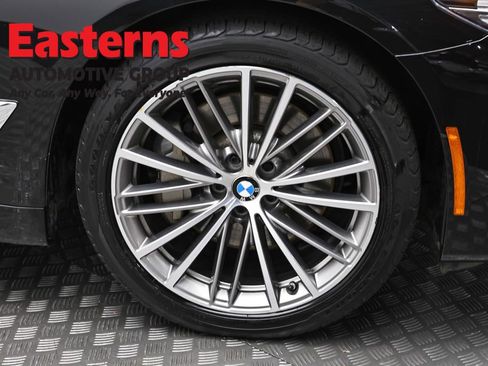 Used 2019 BMW 530i xDrive w/ Convenience Package AWD/4WD image 35