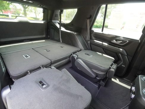 Used 2022 GMC Yukon SLT w/ SLT Luxury Package AWD/4WD image 26