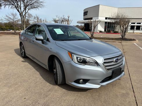 Used 2017 Subaru Legacy 3.6R Limited image 3