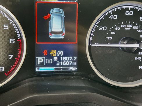 Used 2023 Subaru Forester Premium AWD/4WD image 12