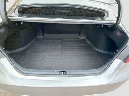 Used 2023 Toyota Camry XSE image 13