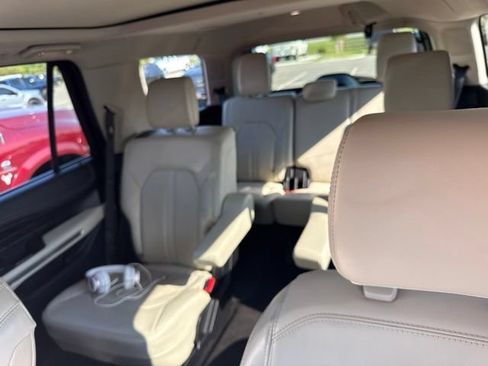 Used 2020 Ford Expedition Platinum AWD/4WD image 12