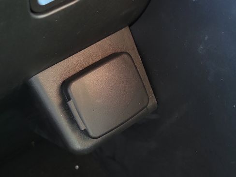 Used 2023 Ford Explorer Limited image 8