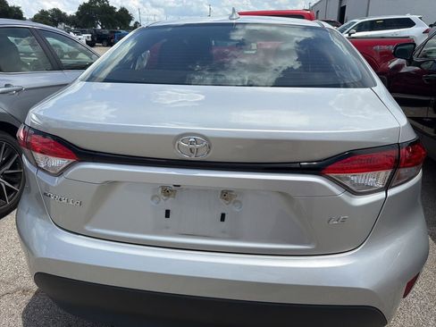 Used 2025 Toyota Corolla LE FWD image 7