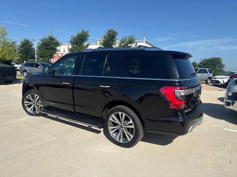 Used 2021 Ford Expedition Platinum AWD/4WD image 4